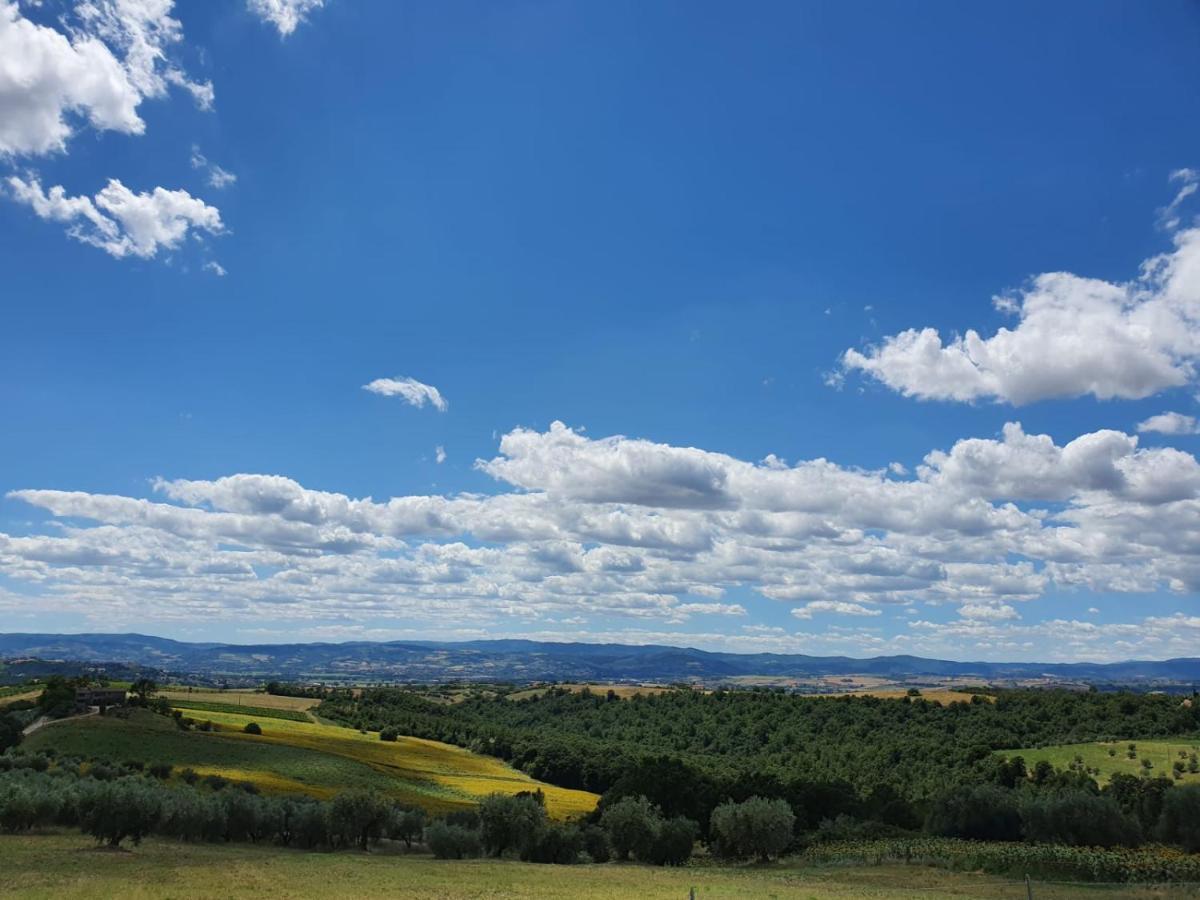 Bed and Breakfast La Collina Deruta Exterior foto